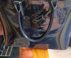 Handbag in good condition - Free shipment