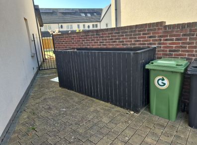 Bin storage