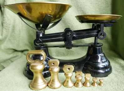 Vintage Librasco Libra Kitchen Weight Scale with Set of Weights Black Cast Iron Scale