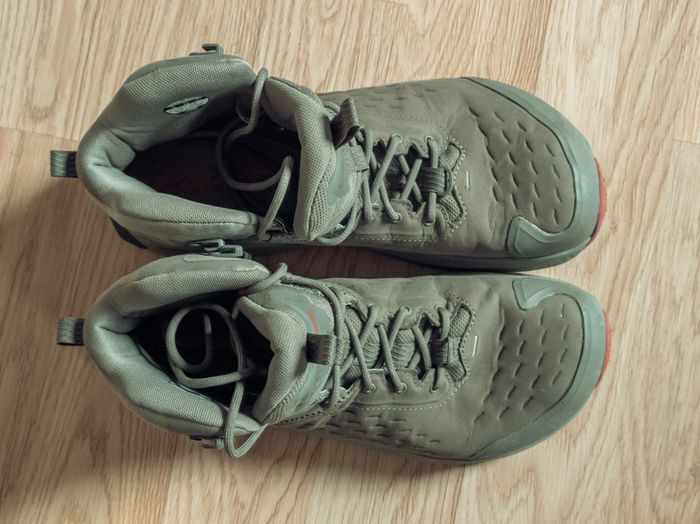 ALTRA Olympus 6 Hike Mid GoreTex hiking boots