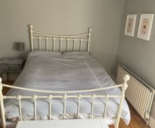 Laura Ashley Double Bed 4ft 6 Cream Ivory Design