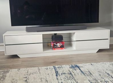 white gloss tv unit