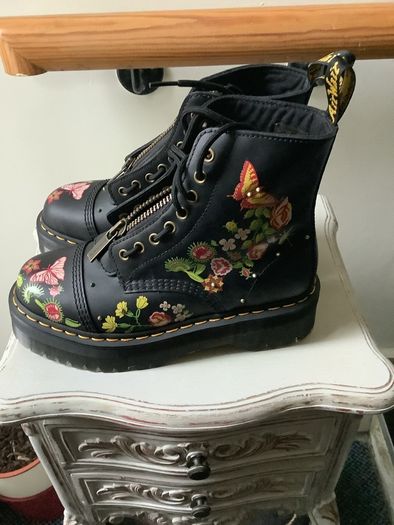 Dr Martens , new, leather, uk7, EU41