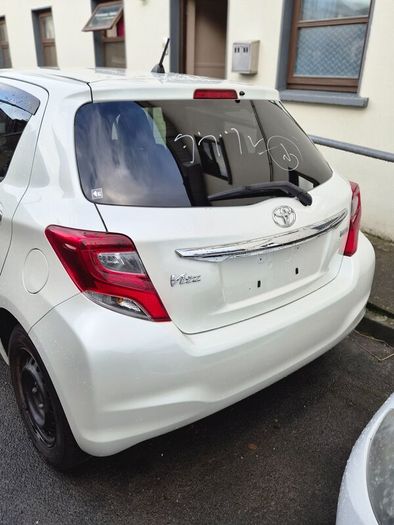 Toyota Vitz 2014 Jewela