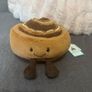 jellycat cinnamon roll Image 3