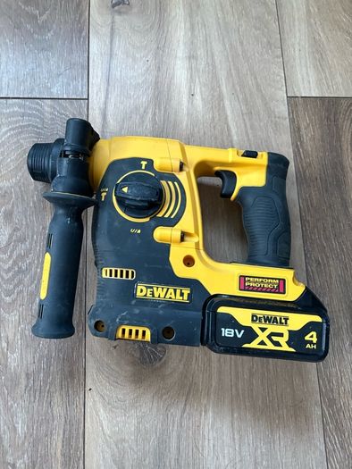 dewalt sds with battery