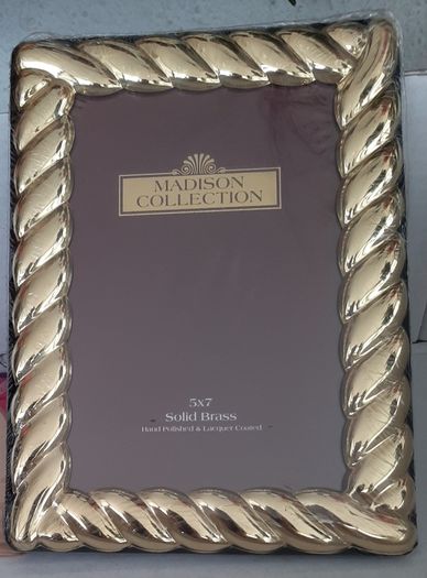 Beautiful vintage brass photo frame new in wrapping
