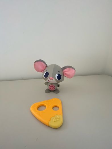 Tiny Love Wonder Buddies Interactive Toy Coco the Mouse with Cheese