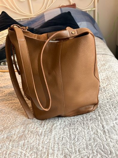 Pure luxuries london  leather bag