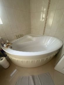 Corner Bath