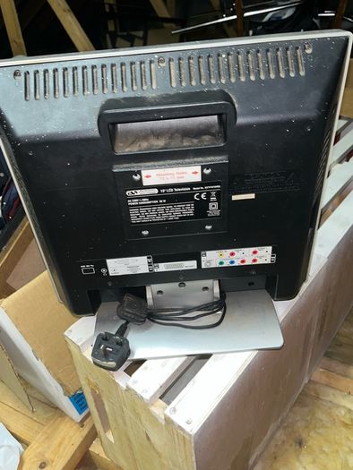 22" flat screen tv