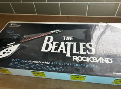 Nintendo Wii Beatles Guitar and Gsme