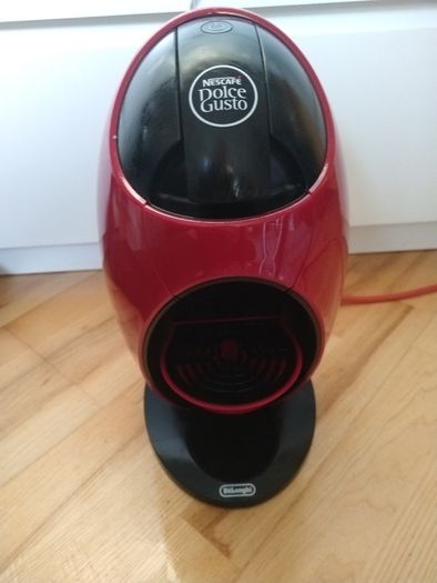 DeLonghi Dolce Gusto Jovia EDG250 Pod Capsule Coffee Machine