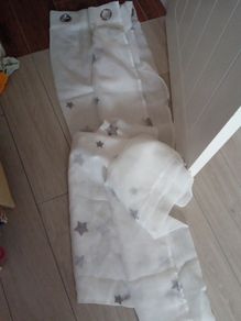 1 pair kids curtains white with grey stars, see-through