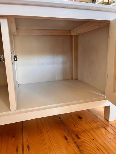Cabinet - TV Unit