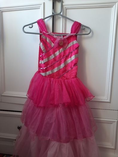 Barbie costume dress size 5-7 years