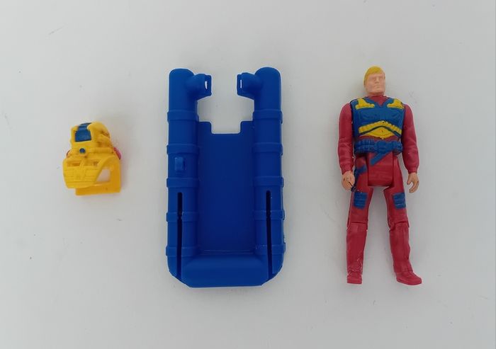 Kenner M.A.S.K. Coast Patrol Part Set Matt Trakker