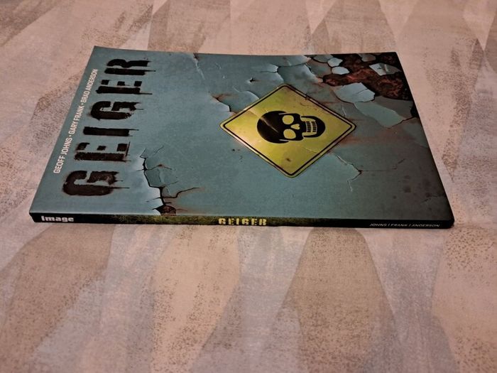 Graphic novel - Geiger tpb