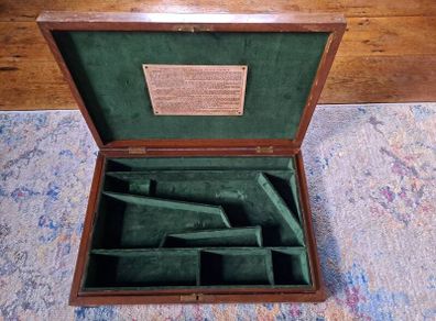 antique pistol box colt percussion