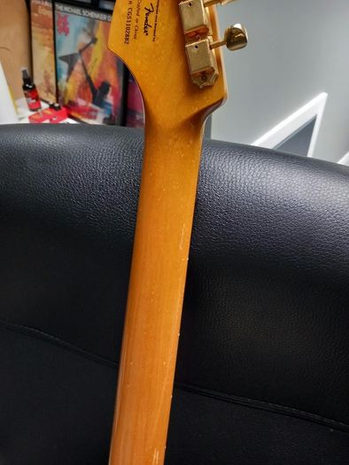 2011 Squier Stratocaster Classic Vibe '60s (with Duncan and DiMarzio)
