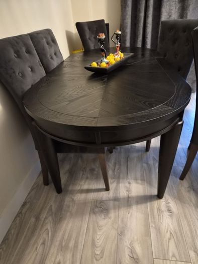 dinning table wood with 6 chairs