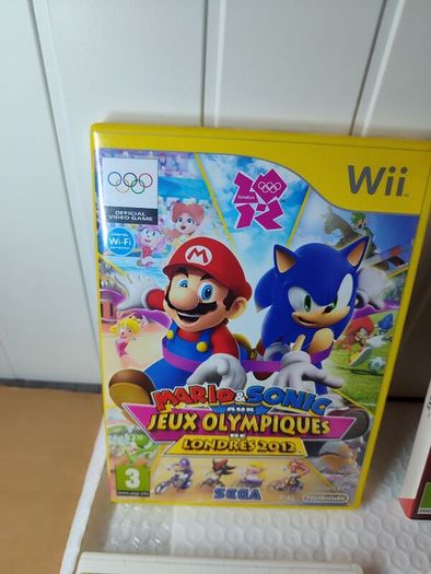 Wii Games The Simpsons Mario kart Super Mario Galaxy Wii Sports Resort Dead rising Mario Sonic Olympics