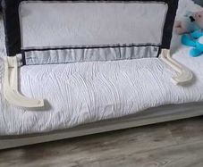 Bed guard rail safety protector