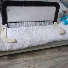 Bed guard rail safety protector