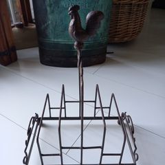Antique magazine rack