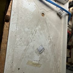 Shower tray
