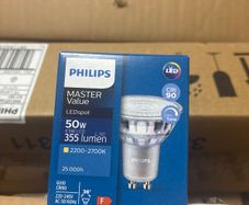 Job lot Philips GU10 spots 100 Blubs