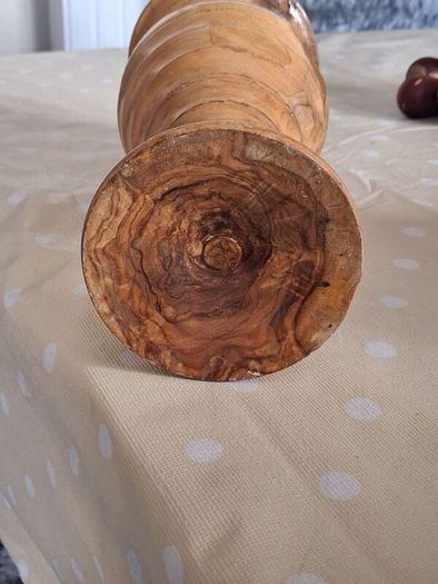 Wooden holder/vase