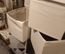 24 Ikea Drona kallax cube storage boxes in white/creamStorage