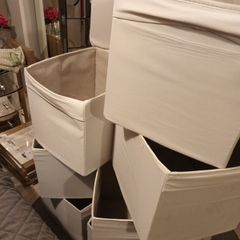 24 Ikea Drona kallax cube storage boxes in white/creamStorage