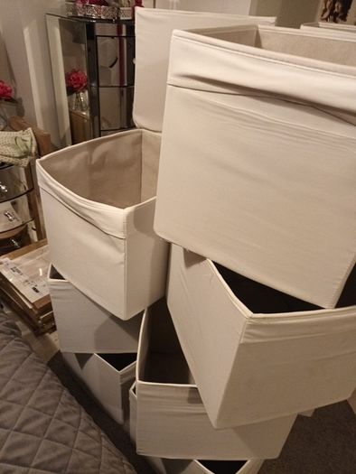 24 Ikea Drona kallax cube storage boxes in white/creamStorage