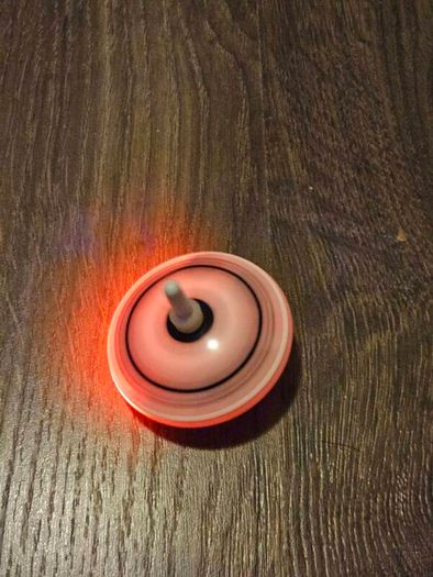 Glow in the dark spinner
