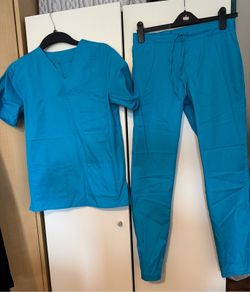 healthcare uniform/scrub