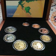 2 euro coins