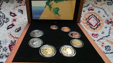 2 euro coins