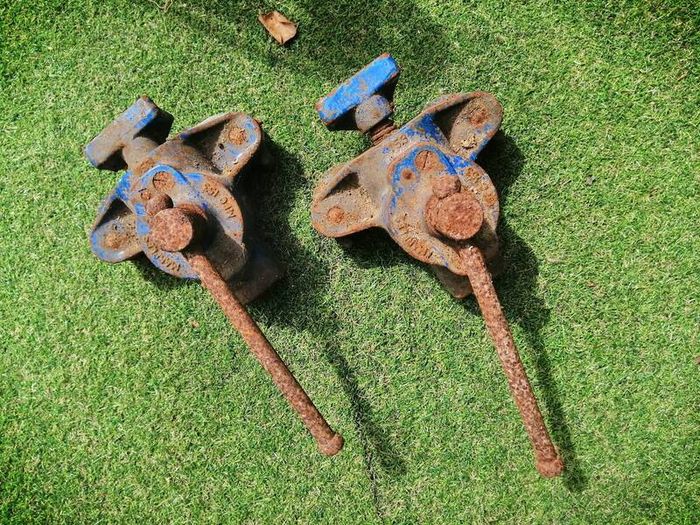 Marple floor board clamps x2