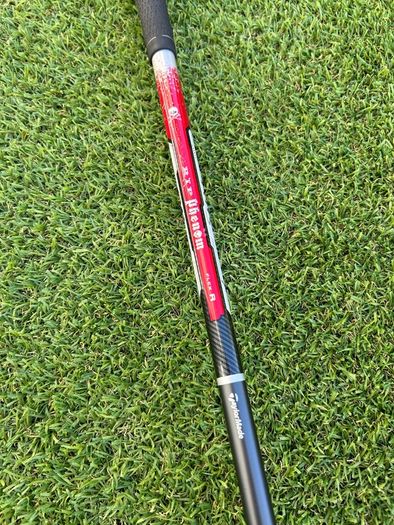 Full set of golf Taylormade clubs