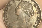 1865 Half Penny Victoria Nice grade Post included