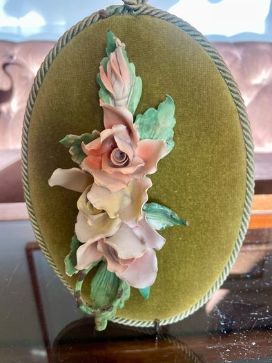 Vintage Pair Genuine Capo di monte 3D Porcelain Floral Wall Plaques with Label