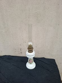 Ceramic vintage oil lamp postage possible