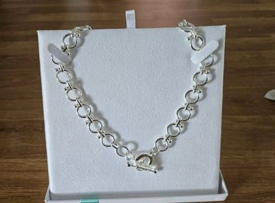 Lovely dressy silver chain
