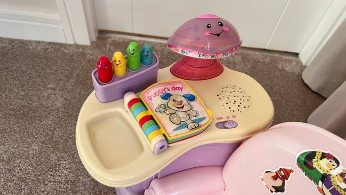 Fisher-Price Infant/Toddler Laugh & Learn Chair