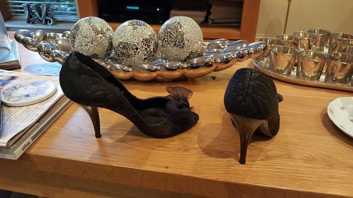 Black dune peep toe shoes