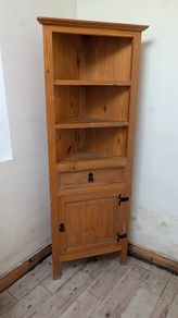 Corner Shelf