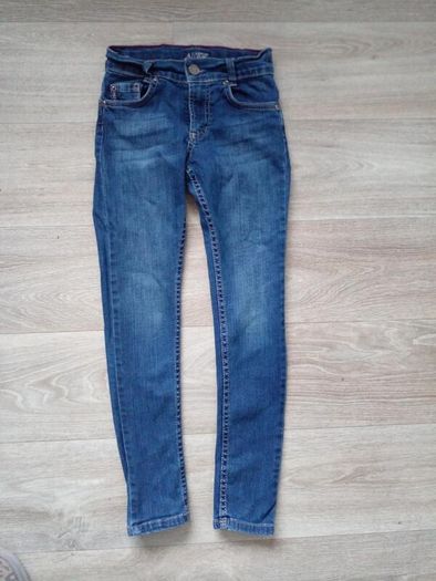 Armani girls jeans size 7-9 years