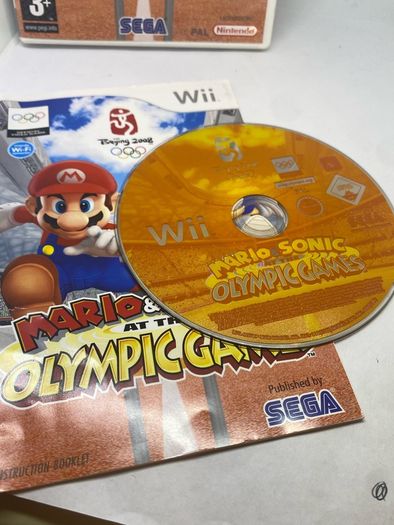 Mario and sonic at the Olympic games Wii